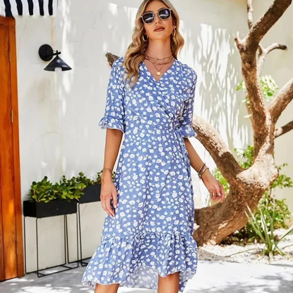 Discount Princesse Fleurie Robe Bleu à Fleurs Blanches