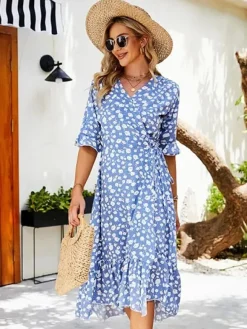Discount Princesse Fleurie Robe Bleu à Fleurs Blanches